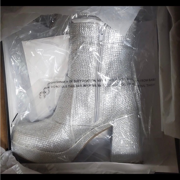 Rhinestone MIA Glitz platform boots size 8 - Picture 3 of 3